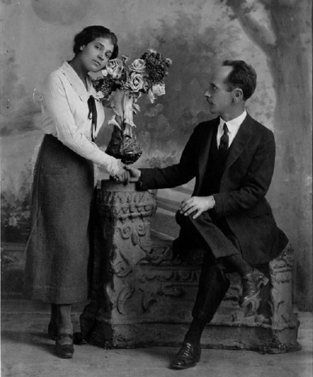 Tina Modotti y Edward Weston en su aniversario en M&eacute;xico, 1924. Fuente: ResearchGate