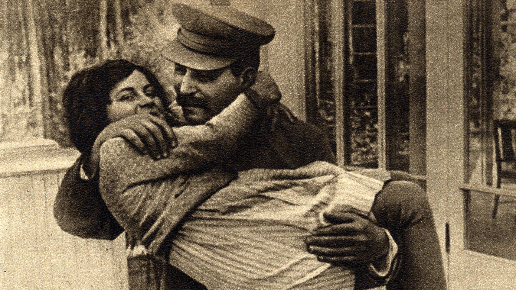 Svetlana fue la única hija mujer que tuvo Stalin.