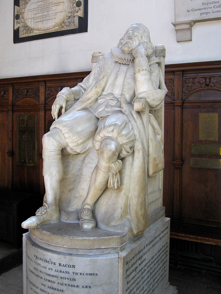 Estatua de Francis Bacon en el Trinity College de Cambridge Estatua de Francis Bacon en el Trinity College de Cambridge