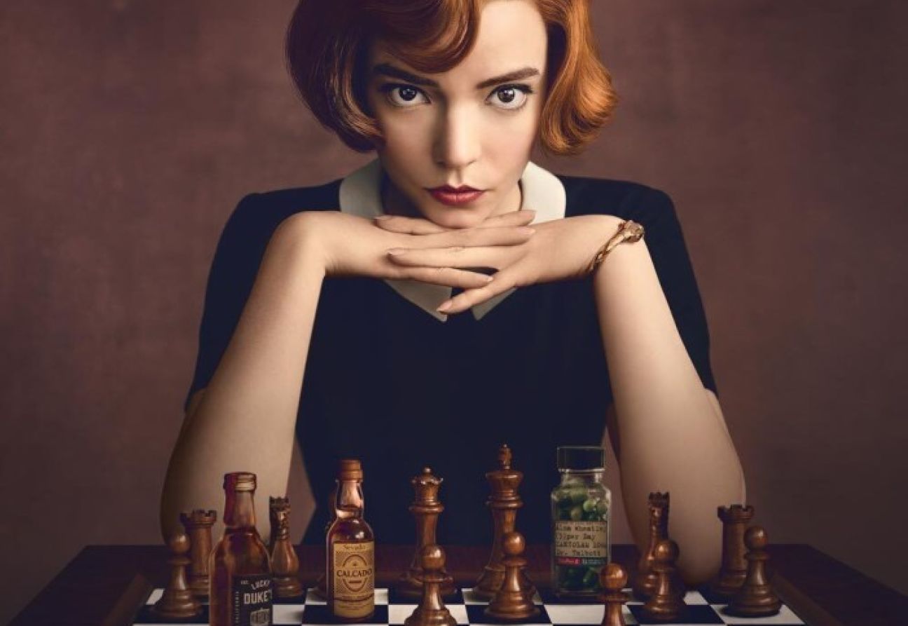 Queen's Gambit est une mini-série à succès basée sur le jeu d'échecs